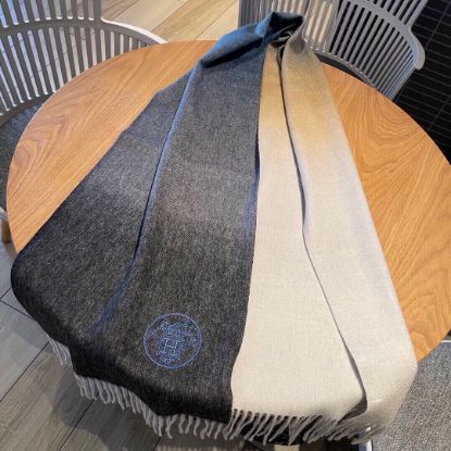 Picture of HERMES scarf
