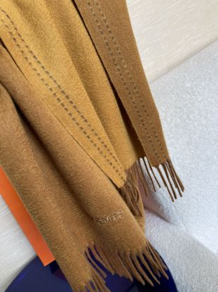 Picture of HERMES scarf