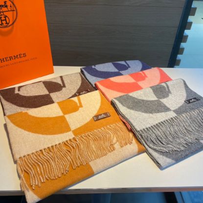 Picture of HERMES scarf