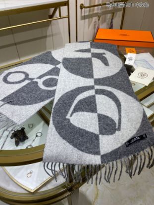 Picture of HERMES scarf