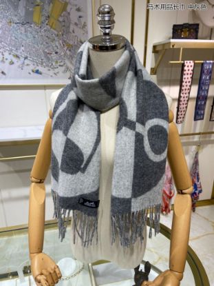 Picture of HERMES scarf