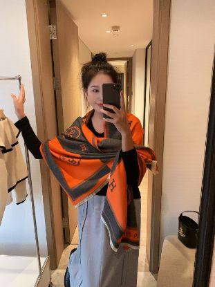 Picture of HERMES scarf
