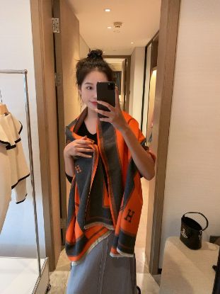 Picture of HERMES scarf