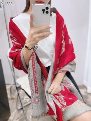 Picture of HERMES scarf
