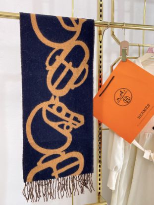 Picture of HERMES scarf