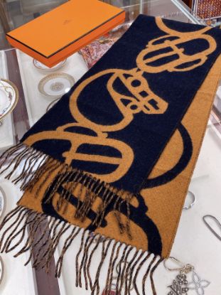 Picture of HERMES scarf
