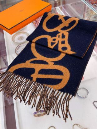 Picture of HERMES scarf